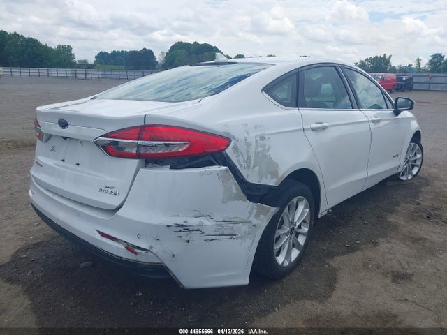 2019 Ford Fusion Hybrid Se მანქანა იყიდება აუქციონზე, vin: 3FA6P0LU4KR241363, აუქციონის ნომერი: 44855666