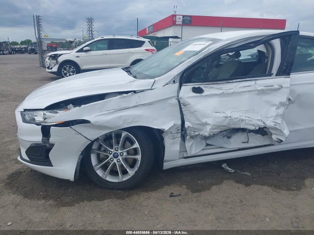 2019 Ford Fusion Hybrid Se მანქანა იყიდება აუქციონზე, vin: 3FA6P0LU4KR241363, აუქციონის ნომერი: 44855666