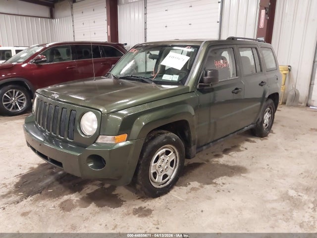 2008 Jeep Patriot Sport მანქანა იყიდება აუქციონზე, vin: 1J8FF28W78D776880, აუქციონის ნომერი: 44855671