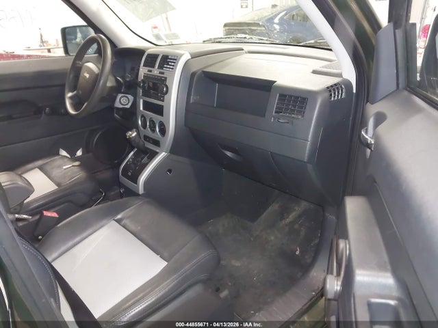 2008 Jeep Patriot Sport მანქანა იყიდება აუქციონზე, vin: 1J8FF28W78D776880, აუქციონის ნომერი: 44855671