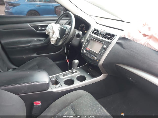 2015 Nissan Altima 2.5 Sv მანქანა იყიდება აუქციონზე, vin: 1N4AL3AP6FC413286, აუქციონის ნომერი: 44855677