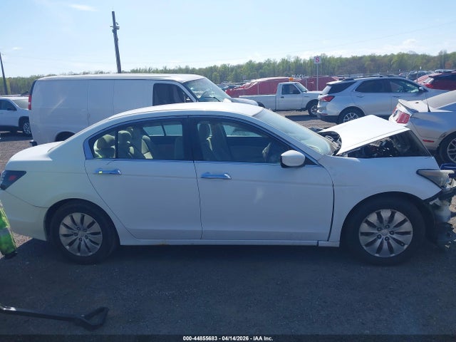 44855683 :رقم المزاد ، 1HGCP2F30BA137217 vin ، 2011 Honda Accord 2.4 Lx مزاد بيع