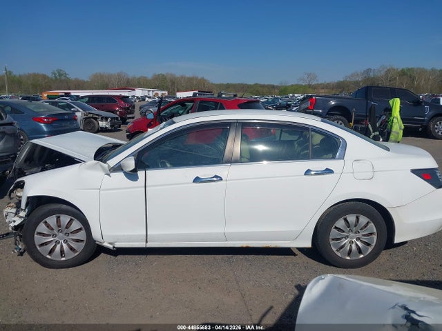 44855683 :رقم المزاد ، 1HGCP2F30BA137217 vin ، 2011 Honda Accord 2.4 Lx مزاد بيع