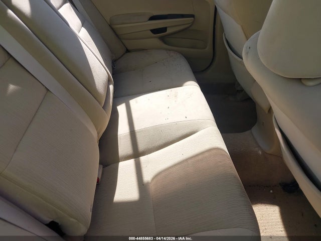 44855683 :رقم المزاد ، 1HGCP2F30BA137217 vin ، 2011 Honda Accord 2.4 Lx مزاد بيع