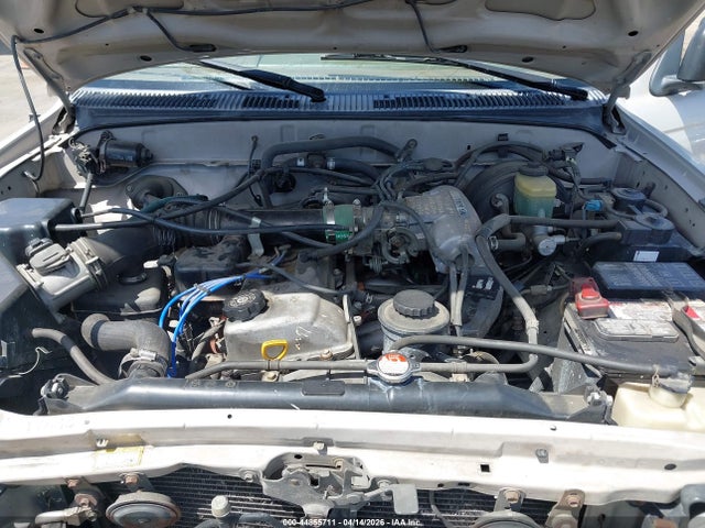 1997 Toyota 4runner მანქანა იყიდება აუქციონზე, vin: JT3GM84R8V0013195, აუქციონის ნომერი: 44855711