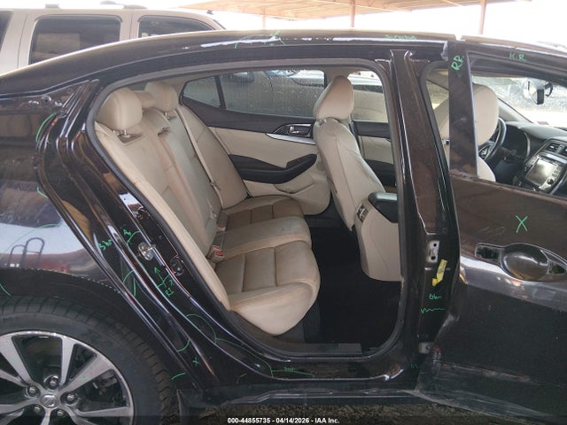 1N4AA6AP9GC386108 Nissan Maxima 3.5 Sl