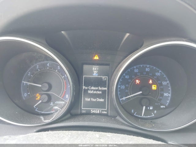 44855737 :رقم المزاد ، JTNKARJE7JJ557290 vin ، 2018 Toyota Corolla Im مزاد بيع