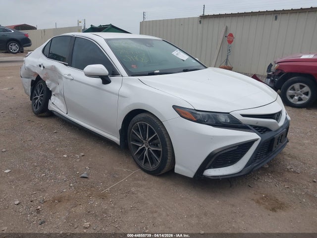 Aukcja sprzedaży 2022 Toyota Camry Se, vin: 4T1G11AK4NU714940, numer aukcji: 44855739