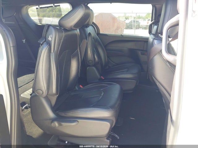 2021 Chrysler Pacifica Hybrid Touring L მანქანა იყიდება აუქციონზე, vin: 2C4RC1L73MR587710, აუქციონის ნომერი: 44855770