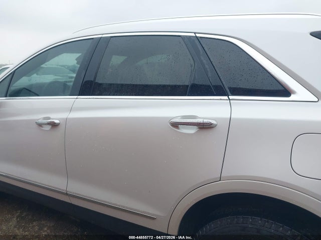 1GYKNARS1JZ116223 Cadillac Xt5 Standard