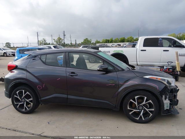 44855780 :رقم المزاد ، NMTKHMBX3JR045465 vin ، 2018 Toyota C-hr Xle Premium مزاد بيع