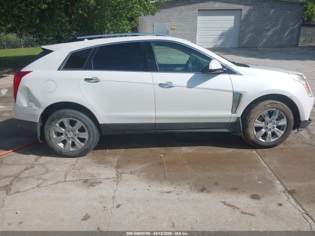 44855785 :رقم المزاد ، 3GYFNEE37GS558954 vin ، 2016 Cadillac Srx Luxury Collection مزاد بيع