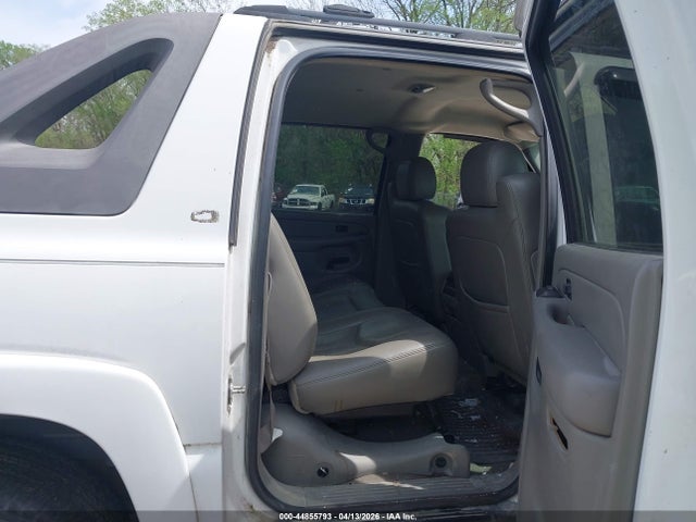 2005 Chevrolet Avalanche 1500 Z66 მანქანა იყიდება აუქციონზე, vin: 3GNEC12Z05G114296, აუქციონის ნომერი: 44855793