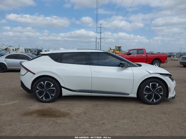 Продаж на аукціоні авто 2022 Kia Ev6 Gt-line, vin: KNDC44LA8N5040558, номер лоту: 44855825