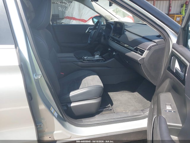 2025 MITSUBISHI OUTLANDER JA4J4VA81SZ047816 Photo 4