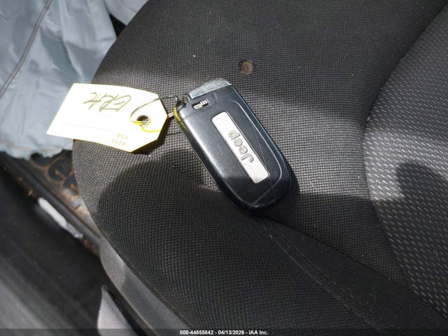 2023 JEEP RENEGADE ZACNJDB19PPP67671 Photo 10