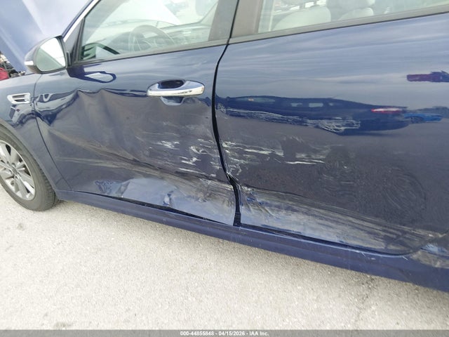 44855848 :رقم المزاد ، 5XXGT4L13GG012377 vin ، 2016 Kia Optima Lx Turbo مزاد بيع