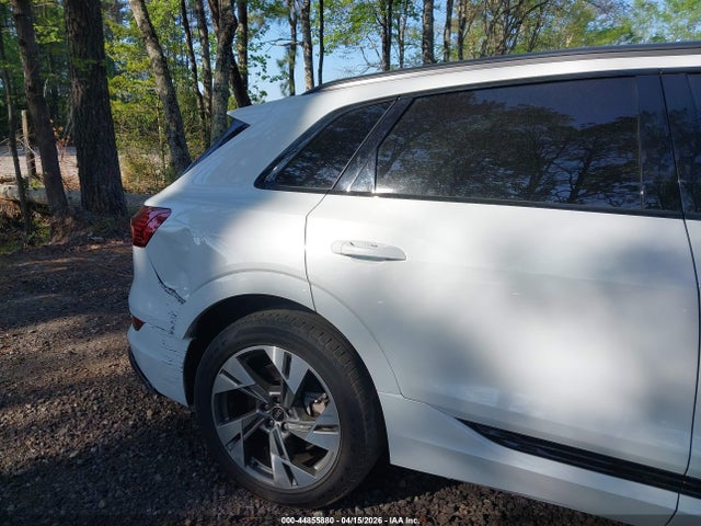 Aukcja sprzedaży 2021 Audi E-tron Premium Quattro, vin: WA1AAAGE4MB031880, numer aukcji: 44855880