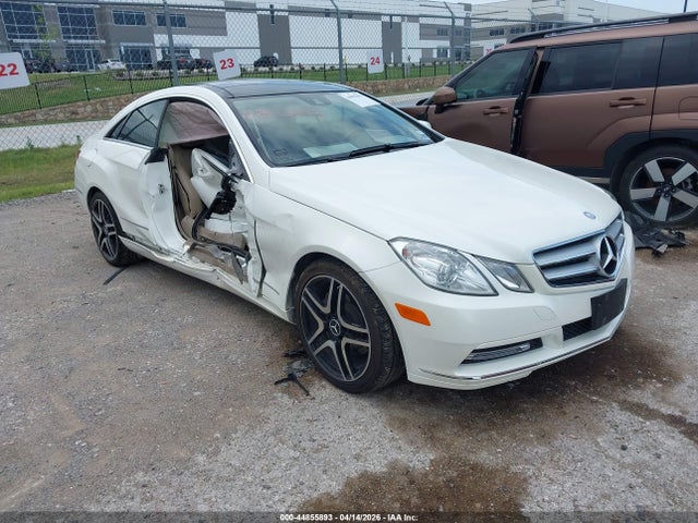 Продажа на аукционе авто 2013 Mercedes-benz E 350, vin: WDDKJ5KB3DF199796, номер лота: 44855893