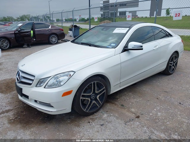2013 Mercedes-benz E 350 მანქანა იყიდება აუქციონზე, vin: WDDKJ5KB3DF199796, აუქციონის ნომერი: 44855893