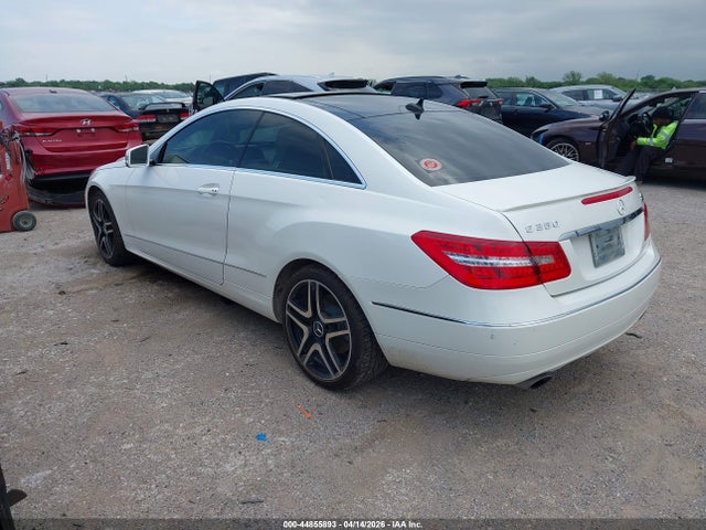 2013 Mercedes-benz E 350 მანქანა იყიდება აუქციონზე, vin: WDDKJ5KB3DF199796, აუქციონის ნომერი: 44855893