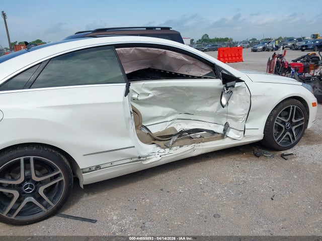 2013 Mercedes-benz E 350 მანქანა იყიდება აუქციონზე, vin: WDDKJ5KB3DF199796, აუქციონის ნომერი: 44855893