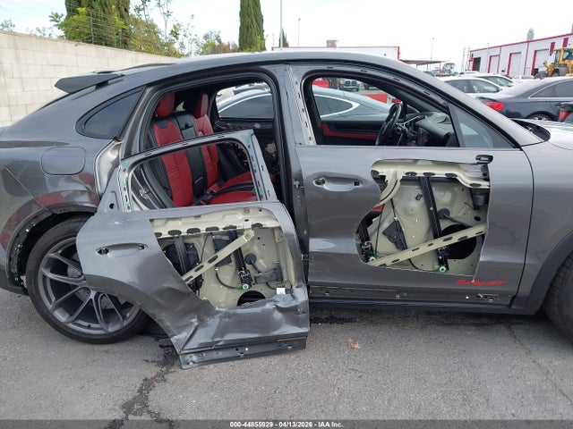 WP1BK2AY4SDA49117 Porsche Cayenne Coupe Turbo Gt