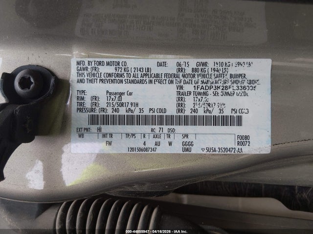 44855947 :رقم المزاد ، 1FADP3K28FL336005 vin ، 2015 Ford Focus Se مزاد بيع