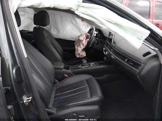 Продажа на аукционе авто 2017 Audi A4 2.0t Premium, vin: WAUENAF46HN019378, номер лота: 44855951