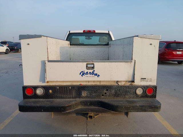 1GB0CUEG0GZ298225 Chevrolet Silverado 2500hd Wt