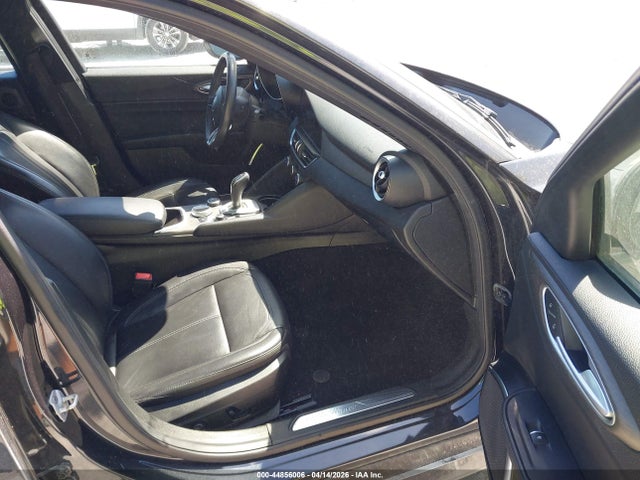 2023 ALFA ROMEO GIULIA ZARFANBN1P7671004 Photo 4