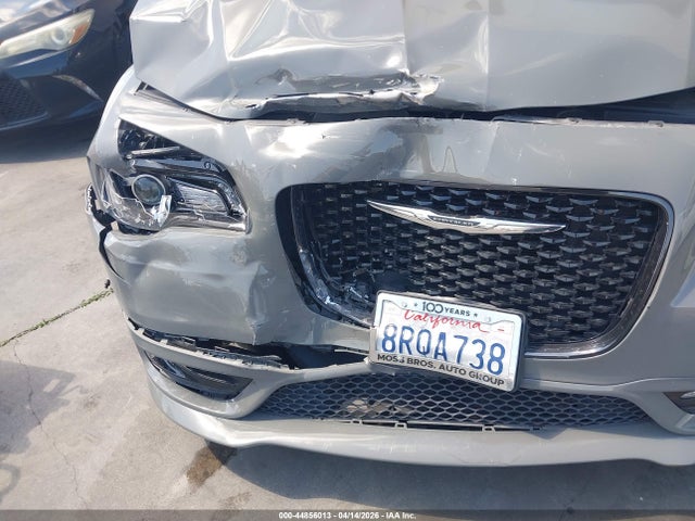 Aukcja sprzedaży 2019 Chrysler 300 300s, vin: 2C3CCABTXKH689825, numer aukcji: 44856013