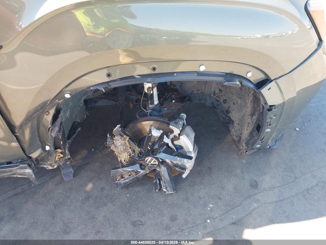 44856028 :رقم المزاد ، 1V2AE2CA6SC222791 vin ، 2025 Volkswagen Atlas Cross Sport 2.0t Sel R-line Black مزاد بيع