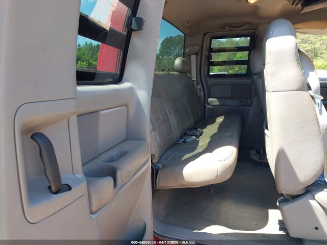 44856038 :رقم المزاد ، 2GTEC19T011367583 vin ، 2001 Gmc Sierra 1500 Sle مزاد بيع