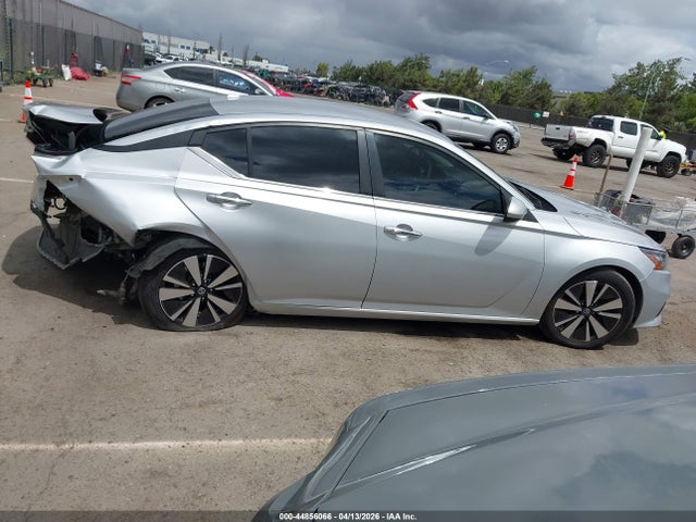 Aukcja sprzedaży 2022 Nissan Altima Sv Fwd, vin: 1N4BL4DV0NN367638, numer aukcji: 44856066