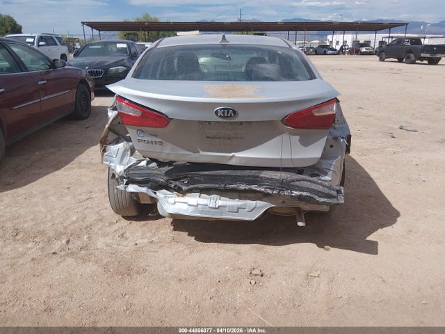 KNAFX4A66G5442730 KIA FORTE LX