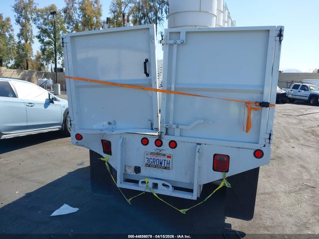 1FD8W3E6XMED90979 Ford F-350 Chassis Xl