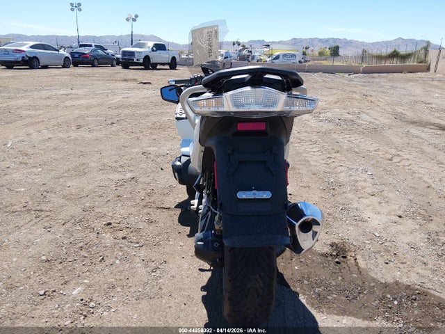 2022 BMW R 1250 WB10L0306N6F91684 Photo 5