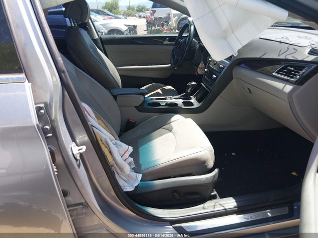 Продажа на аукционе авто 2016 Hyundai Sonata Limited, vin: 5NPE34AF8GH351386, номер лота: 44856115