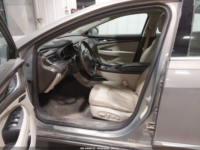 44856123 :رقم المزاد ، 1G4ZR5SSXHU130179 vin ، 2017 Buick Lacrosse Premium مزاد بيع