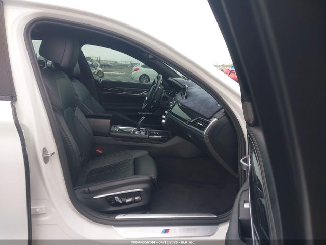 44856144 :رقم المزاد ، WBA7E2C53GG546969 vin ، 2016 Bmw 740i مزاد بيع