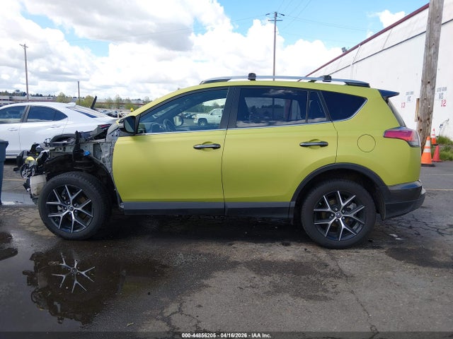 JTMJJREVXJD222646 Toyota Rav4 Hybrid Se
