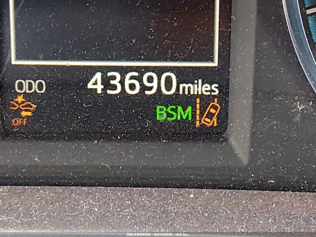 JTMJJREVXJD222646 Toyota Rav4 Hybrid Se
