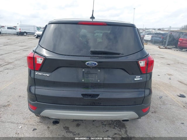 Продаж на аукціоні авто 2019 Ford Escape Se, vin: 1FMCU9GD6KUC34441, номер лоту: 44856211