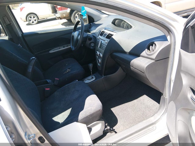 2008 TOYOTA YARIS JTDBT923981276484 Photo 4