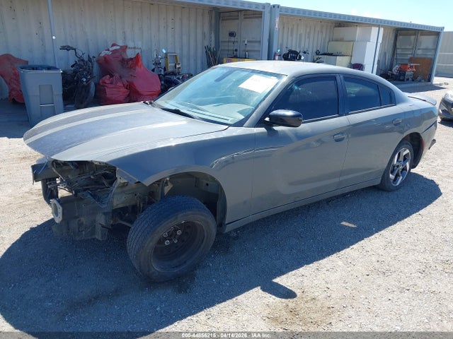 2C3CDXBG3JH281068 Dodge Charger Sxt Rwd