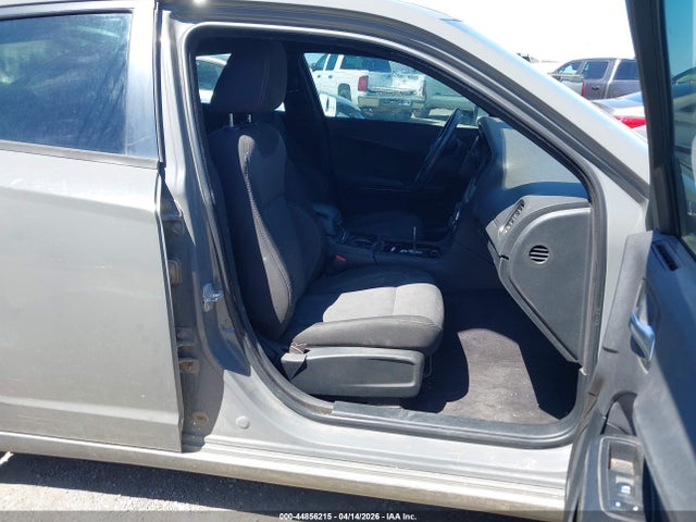 2C3CDXBG3JH281068 Dodge Charger Sxt Rwd
