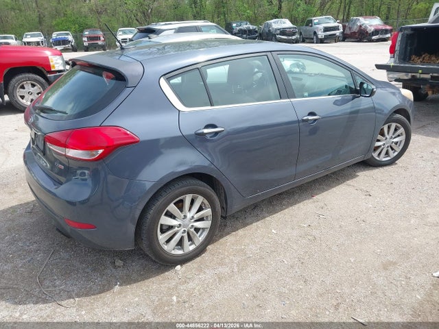 2015 Kia Forte Ex მანქანა იყიდება აუქციონზე, vin: KNAFX5A83F5272705, აუქციონის ნომერი: 44856222