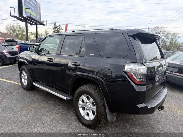 2018 TOYOTA 4RUNNER JTEBU5JR0J5493427 Photo 2