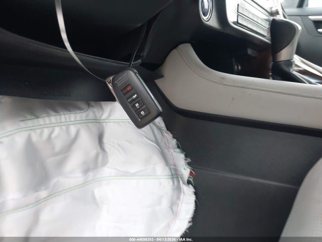 44856253 :رقم المزاد ، 2T2BGMCA6KC040300 vin ، 2019 Lexus Rx 450h مزاد بيع